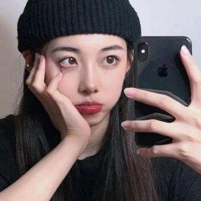 禁止生育的女性封面